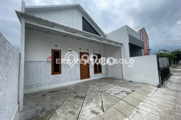 Jual Rumah Harga Miring Ngemplak Punya 2 Kamar & LT 60m2 Jual Rumah Harga Miring Ngemplak Punya 2 Kamar & LT 60m2