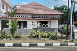 Siap Huni Rumah Mewah 4 Kamar di Menteng Dekat ke Mana Pun Siap Huni Rumah Mewah 4 Kamar di Menteng Dekat ke Mana Pun