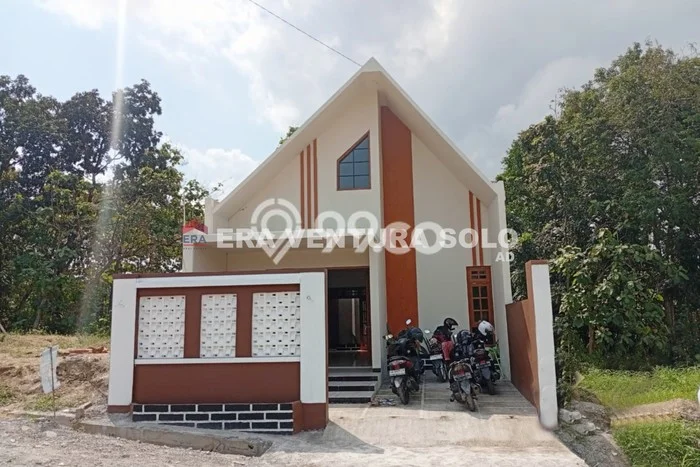 Rumah Bagus kawasan Gatak, Sukoharjo, Luas 96m² LB 65m² HARGA MENARIK! Rumah Bagus kawasan Gatak, Sukoharjo, Luas 96m² LB 65m² HARGA MENARIK!