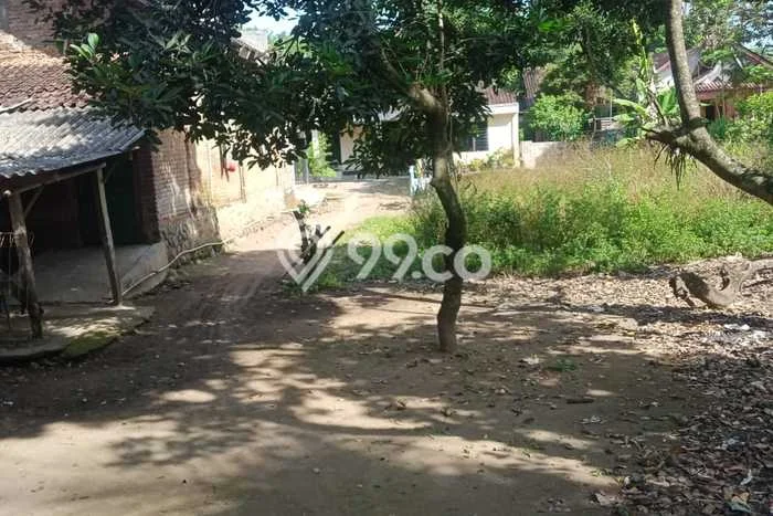 Tanah Kosong Dijual di Boyolali dengan Area 865m2 Tanah Kosong Dijual di Boyolali dengan Area 865m2