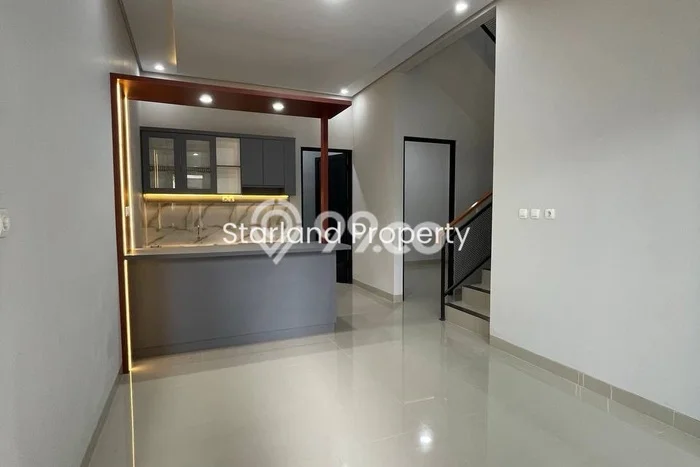 For Sale Rumah 3 Kamar Lokasi Ideal Bagus dan Strategis di Ciledug For Sale Rumah 3 Kamar Lokasi Ideal Bagus dan Strategis di Ciledug