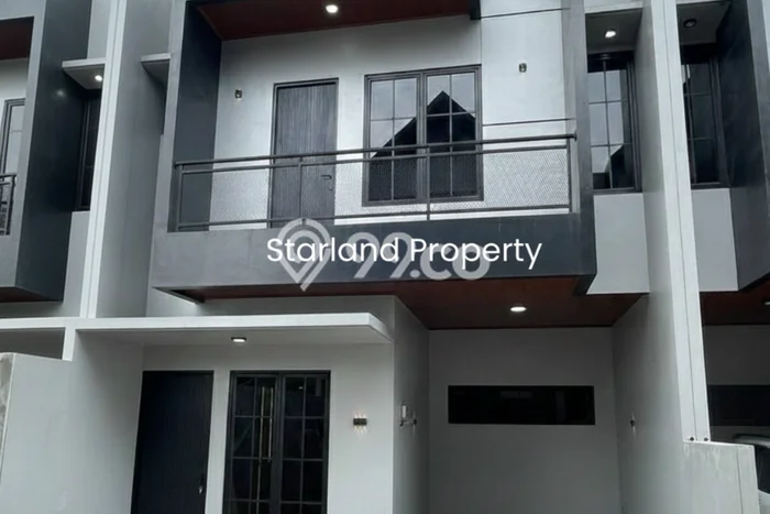 For Sale Rumah 3 Kamar Lokasi Ideal Bagus dan Strategis di Ciledug For Sale Rumah 3 Kamar Lokasi Ideal Bagus dan Strategis di Ciledug