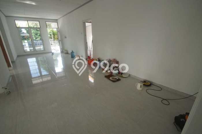 Ready to Use! Luxury House LT 270m2 Desain Elegan di Sektor 1A-Gading Serpong Ready to Use! Luxury House LT 270m2 Desain Elegan di Sektor 1A-Gading Serpong