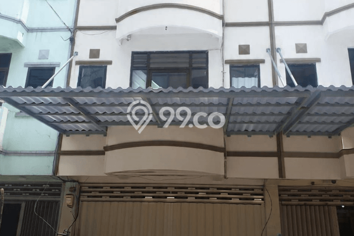 Ruko Bagus Dijual LB 56m2 Lokasi Strategis Surabaya Area Cocok untuk Berbisnis Ruko Bagus Dijual LB 56m2 Lokasi Strategis Surabaya Area Cocok untuk Berbisnis