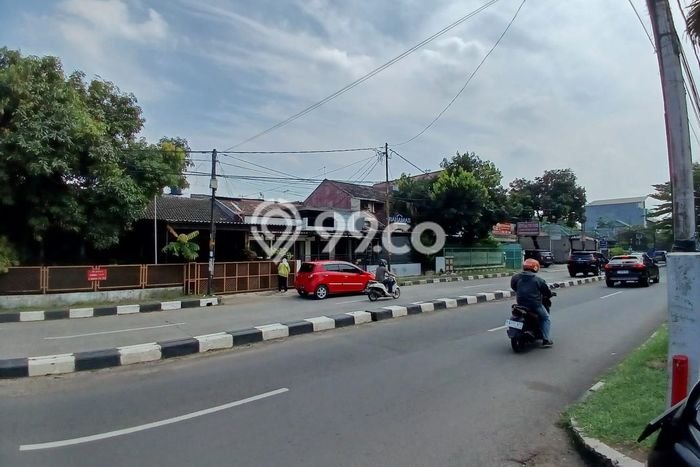 Komersial Dijual di Cinere Depok dengan Luas Bangunan 200m2 Komersial Dijual di Cinere Depok dengan Luas Bangunan 200m2