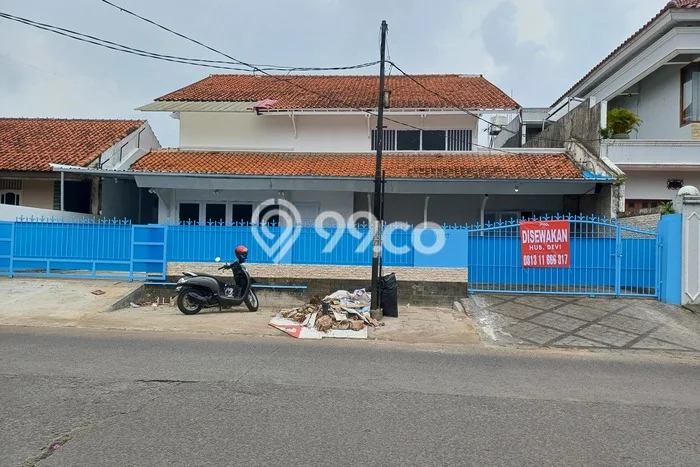 Disewakan Segera Rumah Kondisi Baik di Area Cinere, Depok Disewakan Segera Rumah Kondisi Baik di Area Cinere, Depok