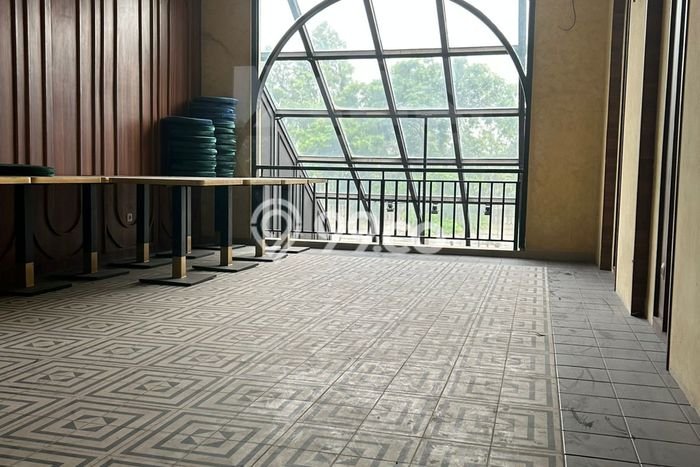 SENTRA BISNIS! Ruko Kawasan Cakung, Luas 325m2m², Kawasan Perniagaan SENTRA BISNIS! Ruko Kawasan Cakung, Luas 325m2m², Kawasan Perniagaan