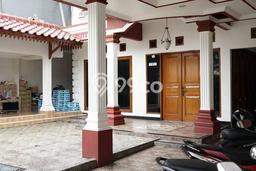 For Sale Rumah Mewah Exclusive di Kebon Jeruk, Jakarta Barat For Sale Rumah Mewah Exclusive di Kebon Jeruk, Jakarta Barat