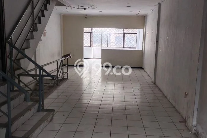 Ruko Dijual di Jakarta Pusat LT 97m2 & LB 271m2 Lokasi Terbaik! Ruko Dijual di Jakarta Pusat LT 97m2 & LB 271m2 Lokasi Terbaik!