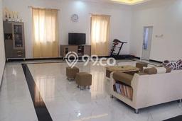 Hunian Mewah LB 700m2 Siap Pakai Desain Elegan di Kalideres, Jakarta Barat Hunian Mewah LB 700m2 Siap Pakai Desain Elegan di Kalideres, Jakarta Barat