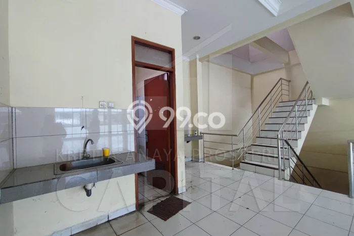 FOR RENT! Ruko di Surya Sumantri Cocok untuk Bisnis 320m2 FOR RENT! Ruko di Surya Sumantri Cocok untuk Bisnis 320m2