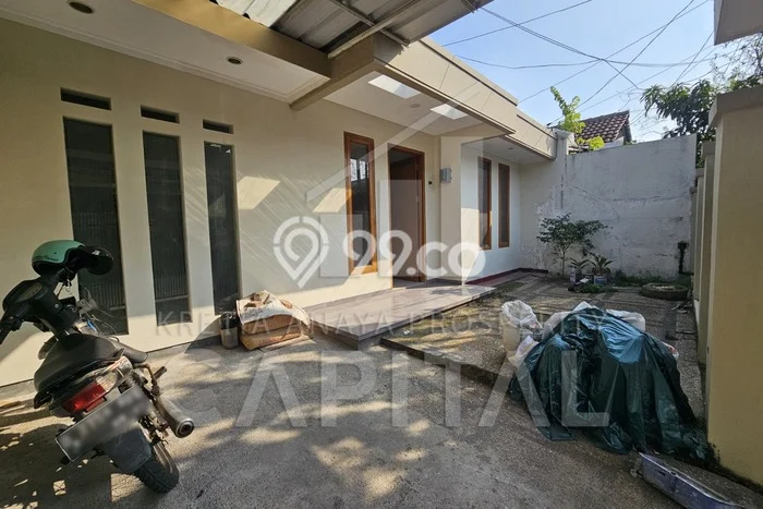 Rumah Minimalis 5 KT di Taman Holis Indah Bandung Unfurnished Rumah Minimalis 5 KT di Taman Holis Indah Bandung Unfurnished