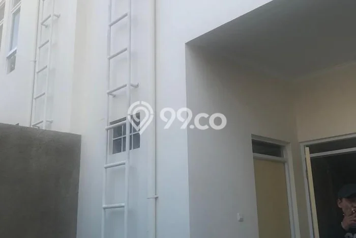 Area Ramai! Ruko Dijual di Parongpong untuk Bisnis Luas Bangunan 160m2 Area Ramai! Ruko Dijual di Parongpong untuk Bisnis Luas Bangunan 160m2
