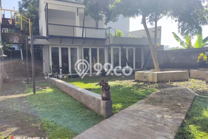 For Sale! Luxury House LT 1731m2 Desain Modern di Cigadung For Sale! Luxury House LT 1731m2 Desain Modern di Cigadung