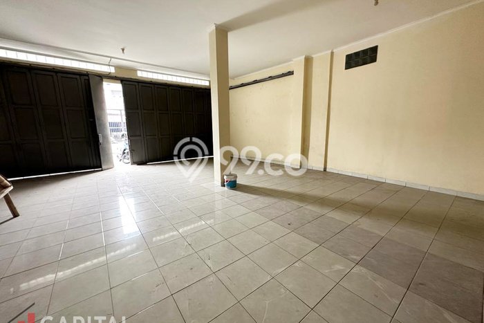 Ruko Dijual di Bandung LT 272m2 & LB 400m2 Lokasi Terbaik! Ruko Dijual di Bandung LT 272m2 & LB 400m2 Lokasi Terbaik!