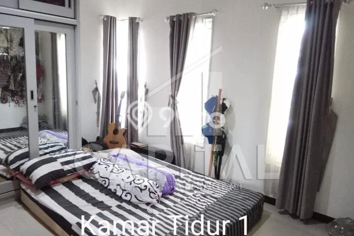 Jual Rumah Eksklusif 3 KT di Moch Toha, Bandung Jual Rumah Eksklusif 3 KT di Moch Toha, Bandung