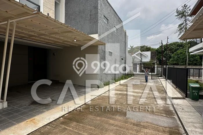 Dijual Cepat Rumah Favorit Siap Huni LB 70m2 di Bojongloa Kidul, Bandung Dijual Cepat Rumah Favorit Siap Huni LB 70m2 di Bojongloa Kidul, Bandung