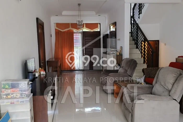 DIJUAL CEPAT! Rumah Nyaman di Lembang, Bandung Barat, LT 240m2m² LB 200m2m² BISA KPR! DIJUAL CEPAT! Rumah Nyaman di Lembang, Bandung Barat, LT 240m2m² LB 200m2m² BISA KPR!