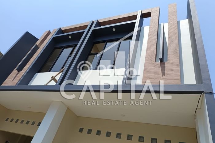 Unit Ruko Dijual di Bandung LT 83m2 & LB 140m2 Unit Ruko Dijual di Bandung LT 83m2 & LB 140m2