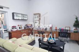 Rumah Mewah LB 130m2 Siap Huni Desain Elegan di Kota Baru Parahyangan, Bandung Rumah Mewah LB 130m2 Siap Huni Desain Elegan di Kota Baru Parahyangan, Bandung