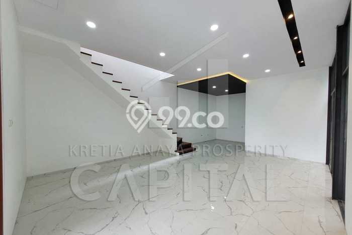 For Sale! Premium House LT 138m2 Desain Elegan di Setra Duta For Sale! Premium House LT 138m2 Desain Elegan di Setra Duta