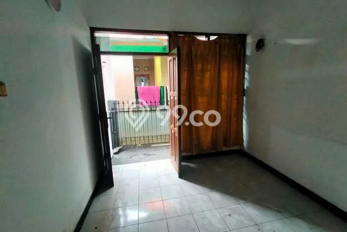 Rumah Modern Minimalis 4 KT Siap Huni di Astanaanyar Rumah Modern Minimalis 4 KT Siap Huni di Astanaanyar