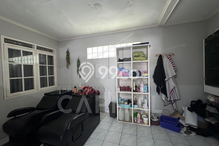 For Sale Rumah 6 Kamar Lokasi Ideal Nyaman dan Strategis di Babakan Ciparay For Sale Rumah 6 Kamar Lokasi Ideal Nyaman dan Strategis di Babakan Ciparay