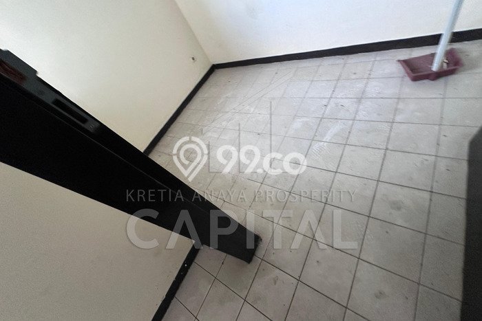 For Sale Rumah 6 Kamar Lokasi Ideal Nyaman dan Strategis di Babakan Ciparay For Sale Rumah 6 Kamar Lokasi Ideal Nyaman dan Strategis di Babakan Ciparay