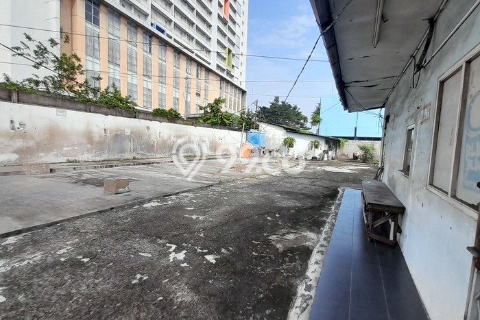 Tanah Kavling Disewakan di Kemanggisan dengan Luas 650m2 Tanah Kavling Disewakan di Kemanggisan dengan Luas 650m2