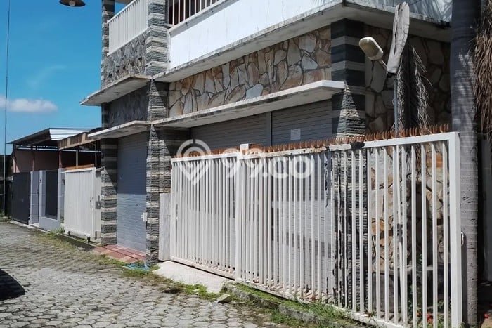 Rumah Minimalis Dijual di Peterongan 5 Kamar dengan Luas Tanah 202m2 Rumah Minimalis Dijual di Peterongan 5 Kamar dengan Luas Tanah 202m2