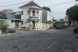 Dijual Rumah 4 Kamar Lokasi Ideal Bagus dan Strategis di Jombang Dijual Rumah 4 Kamar Lokasi Ideal Bagus dan Strategis di Jombang