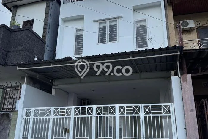 Siap Huni Rumah Mewah 4 Kamar di Kuta Dekat ke Mana Saja Siap Huni Rumah Mewah 4 Kamar di Kuta Dekat ke Mana Saja