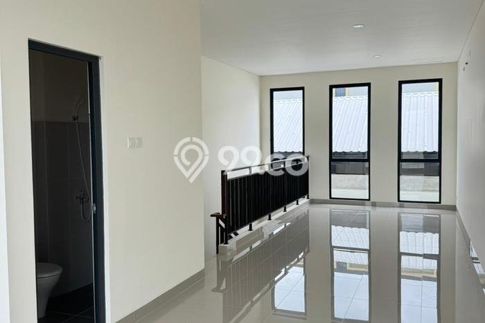 FOR RENT! Ruko di Gading Serpong Cocok untuk Bisnis 181m2 FOR RENT! Ruko di Gading Serpong Cocok untuk Bisnis 181m2