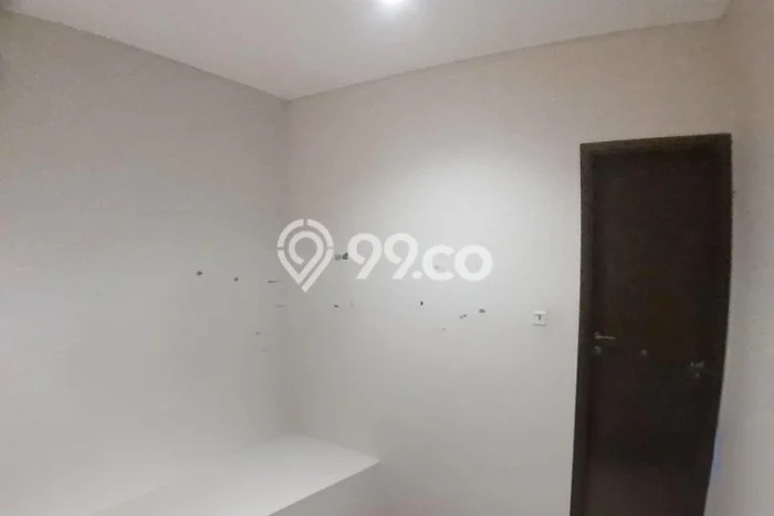 Rumah Strategis Minimalis Lb 100m2 di Serpong, Tangerang Selatan Rumah Strategis Minimalis Lb 100m2 di Serpong, Tangerang Selatan
