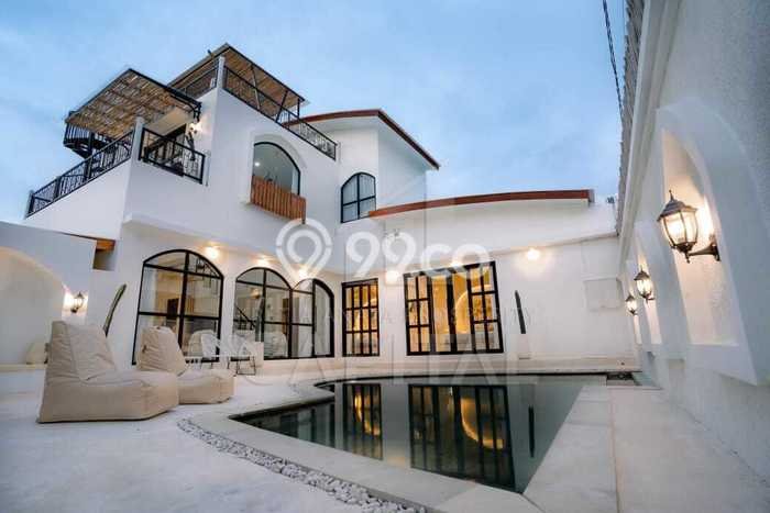 Vila di , Area 300m2m², Posisi Premium Vila di , Area 300m2m², Posisi Premium