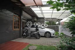 Rumah Elit LB 300m2 Siap Pakai Desain Elegan di Turangga, Bandung Rumah Elit LB 300m2 Siap Pakai Desain Elegan di Turangga, Bandung