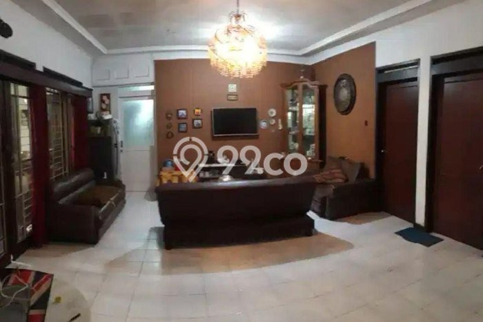 Rumah Elit LB 300m2 Siap Pakai Desain Elegan di Ciwastra, Bandung Rumah Elit LB 300m2 Siap Pakai Desain Elegan di Ciwastra, Bandung