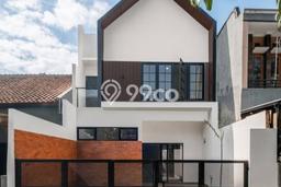 For Sale Rumah 4 Kamar Lokasi Ideal Nyaman dan Strategis di Antapani For Sale Rumah 4 Kamar Lokasi Ideal Nyaman dan Strategis di Antapani