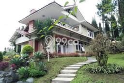 Dijual Rumah Luas Elegan Dengan View Cantik di Lembang, Bandung Dijual Rumah Luas Elegan Dengan View Cantik di Lembang, Bandung