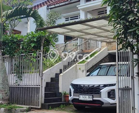 Rumah Modern 4 KT di Pasteur Bandung Semi Furnished Rumah Modern 4 KT di Pasteur Bandung Semi Furnished
