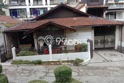 Rumah Elit Modern Tanpa Renovasi di Dago Bandung Rumah Elit Modern Tanpa Renovasi di Dago Bandung