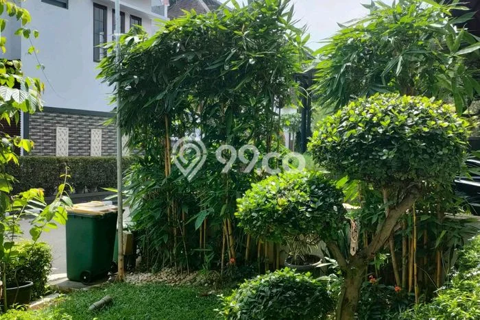 Rumah Luxury Modern Tanpa Renovasi di Jatiwaringin Jakarta Timur Rumah Luxury Modern Tanpa Renovasi di Jatiwaringin Jakarta Timur