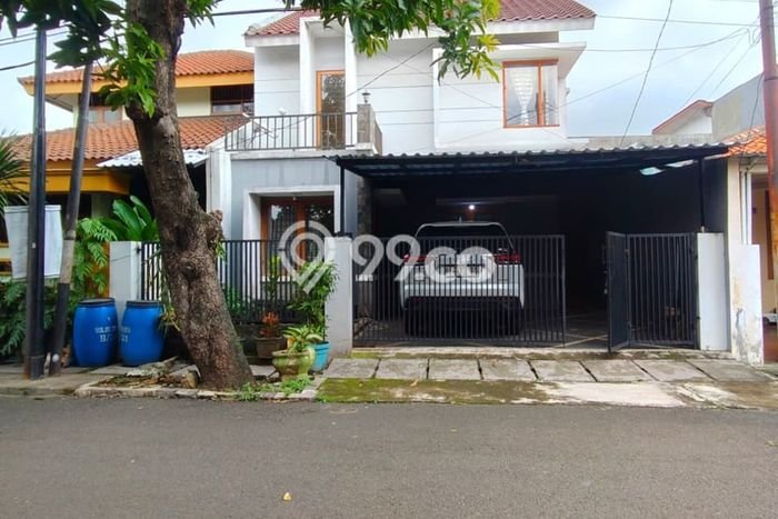 Siap Huni Rumah Mewah 5 Kamar di Duren Sawit Dekat ke Mana Saja Siap Huni Rumah Mewah 5 Kamar di Duren Sawit Dekat ke Mana Saja