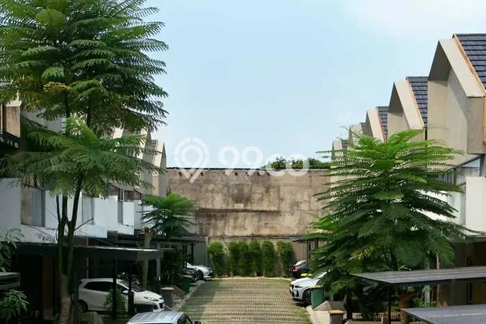 Jual Rumah Eksklusif 4 KT di Bambu Apus, Jakarta Timur Jual Rumah Eksklusif 4 KT di Bambu Apus, Jakarta Timur