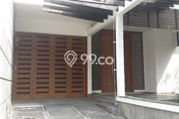 Siap Huni Rumah Mewah 4 Kamar di Kembangan Dekat ke Mana Saja Siap Huni Rumah Mewah 4 Kamar di Kembangan Dekat ke Mana Saja