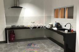 Rumah Disewakan Jakarta Barat LT 144m2 LB 215m2 Area Srengseng Rumah Disewakan Jakarta Barat LT 144m2 LB 215m2 Area Srengseng