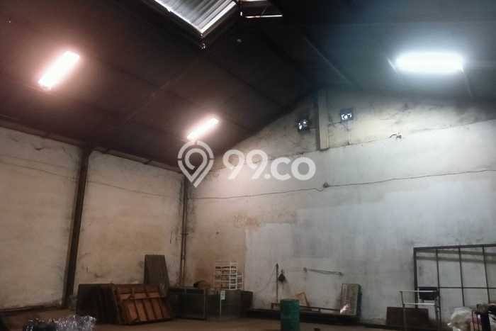Gudang Disewa di Sukun, Malang, LT 350m2 / LB 325m2 Gudang Disewa di Sukun, Malang, LT 350m2 / LB 325m2