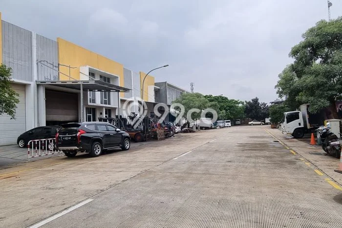 Untuk Dijual Gudang di Medan Satria Bekasi LT 258m2 / LB 300m2 Untuk Dijual Gudang di Medan Satria Bekasi LT 258m2 / LB 300m2