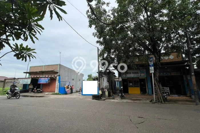 Unit Gudang Dijual di Jakarta Utara LT 9215m2 & LB 4000m2 Unit Gudang Dijual di Jakarta Utara LT 9215m2 & LB 4000m2