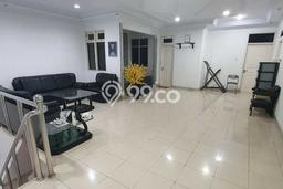 Rumah Mewah LB 313m2 Siap Huni Desain Elegan di Kalideres, Jakarta Barat Rumah Mewah LB 313m2 Siap Huni Desain Elegan di Kalideres, Jakarta Barat